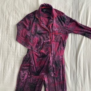 DKNY Pajamas size small